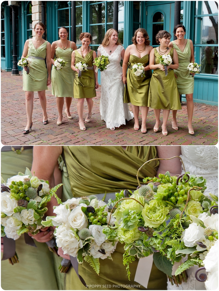 Minneapolis Wedding Portrait of Bride and her bridesmaids